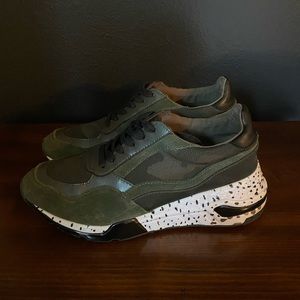 Steve Madden Tennis Shoes